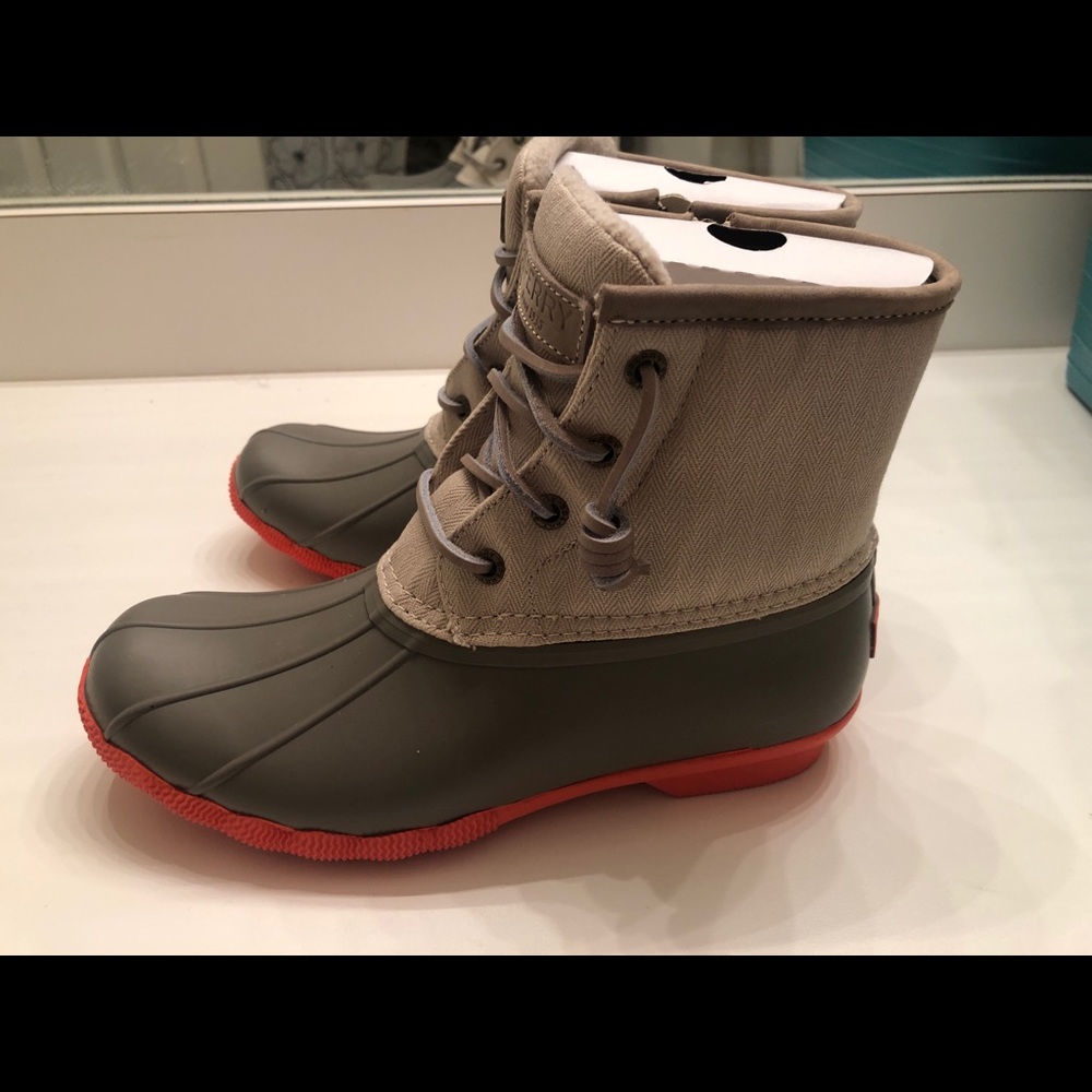 Sperry duck boots